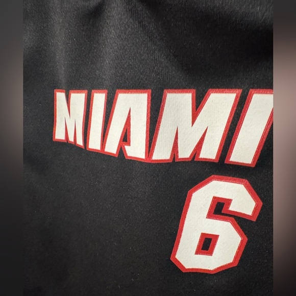 LeBron James Miami Heat NBA Jersey - Youth Medium - Picture 8 of 10